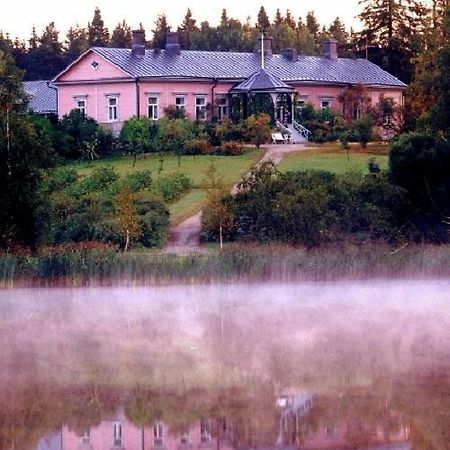 Tertin Kartano Hotel Микели Екстериор снимка