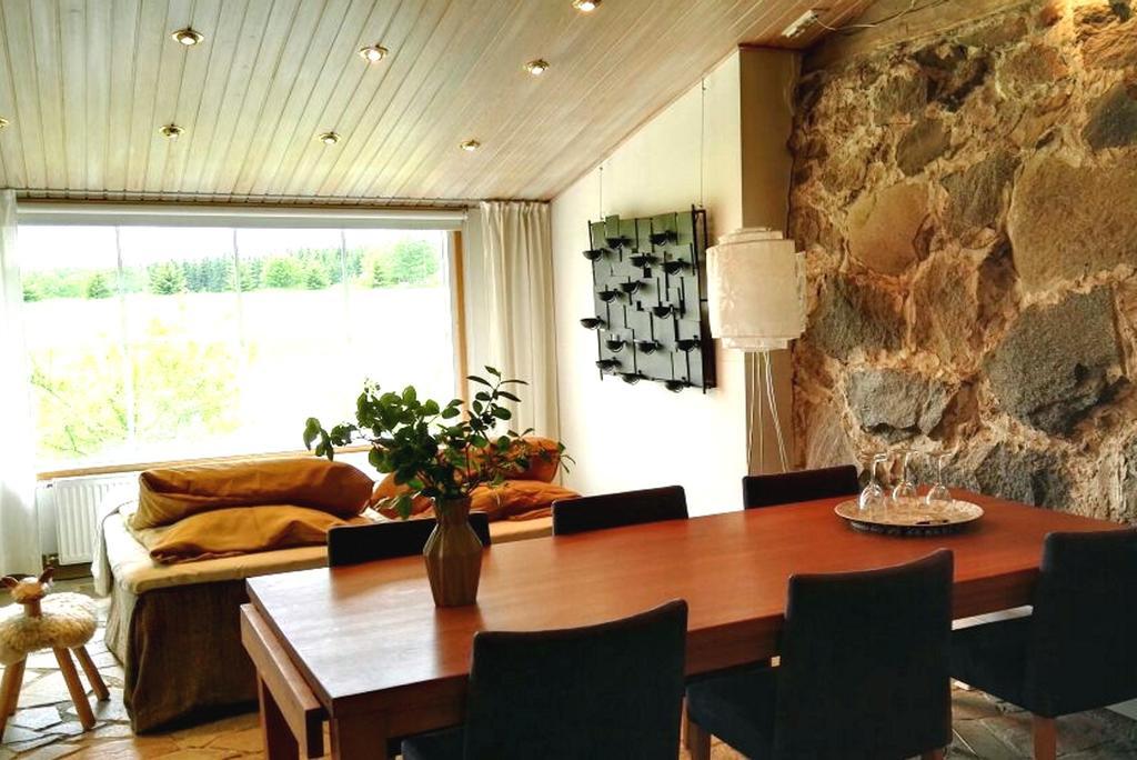 Tertin Kartano Hotel Микели Стая снимка