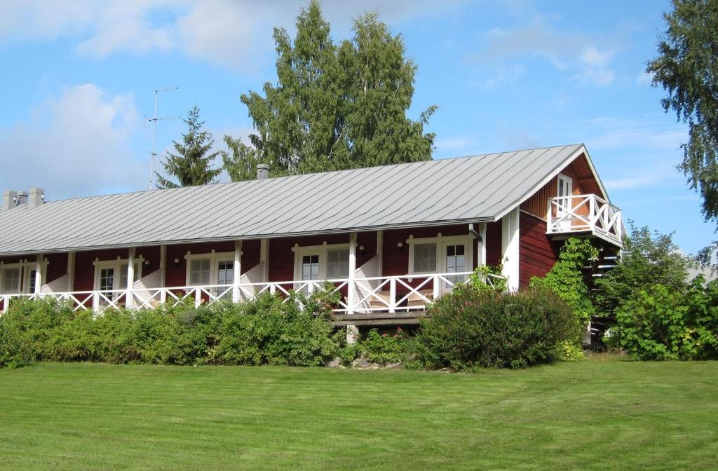 Tertin Kartano Hotel Микели Екстериор снимка